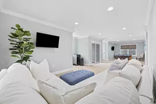 636 N Creekside Dr, Garden City, SC 29576 - Photo 27