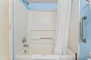 1207 S Ocean Blvd, Myrtle Beach, SC 29577 - Photo 9