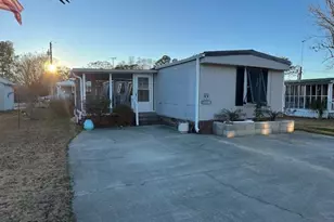 1009 Seaside Dr, North Myrtle Beach, SC 29582 - Photo 1