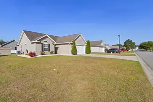 143 Heath Dr, Longs, SC 29568 - Photo 3