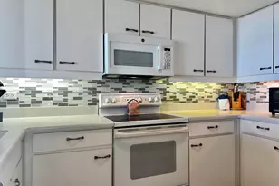 101 Ocean Creek Dr, Myrtle Beach, SC 29572 - Photo 9