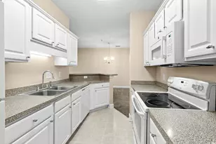 119 Fountain Pointe Ln, Myrtle Beach, SC 29579 - Photo 11