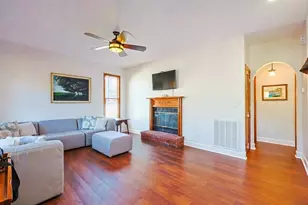 221 Lander Dr, Conway, SC 29526 - Photo 3