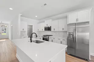 702 Daisy Bank Cir, Georgetown, SC 29440 - Photo 5