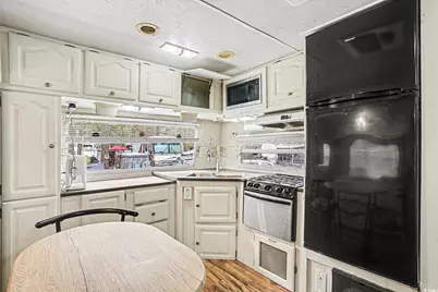 613-450 5th Ave. S, Myrtle Beach, SC 29578 - Photo 11