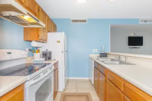 5905 S Kings Hwy, Myrtle Beach, SC 29579 - Photo 9