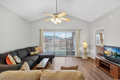 3915 Gladiola Ct. #301, Myrtle Beach, SC 29588 - Photo 11