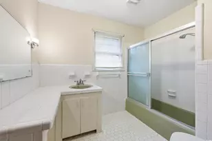 1359 Woodlands Dr, Kingstree, SC 29556 - Photo 17