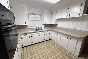 764 1st Oxtown Rd, Scranton, SC 29591 - Photo 9