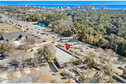 10589 N Kings Highway, Myrtle Beach, SC 29572 - Photo 9