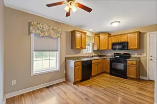 1506 Southern Crest Dr, Loris, SC 29569 - Photo 9