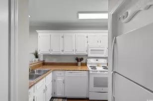 816 9th Ave S, North Myrtle Beach, SC 29582 - Photo 5