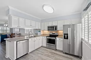 615 2nd Ave S, North Myrtle Beach, SC 29582 - Photo 7