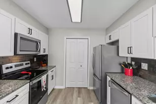 1425 S Ocean Blvd, North Myrtle Beach, SC 29582 - Photo 5