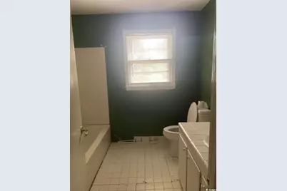 108 Swails St, Kingstree, SC 29556 - Photo 5