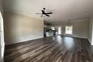 994 Inglewood Dr, Loris, SC 29569 - Photo 3