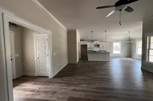 990 Inglewood Dr, Loris, SC 29569 - Photo 3