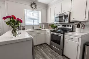 124 Manor Cir, Myrtle Beach, SC 29588 - Photo 9