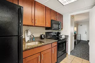 1105 S Ocean Blvd, Myrtle Beach, SC 29577 - Photo 13