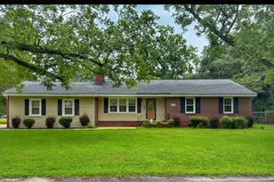 601 E Madison St, Dillon, SC 29536 - Photo 1