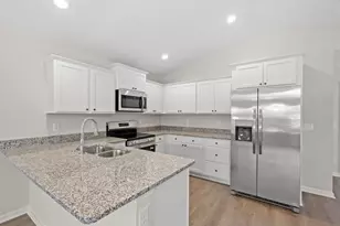 331 Barn Owl Wy, Conway, SC 29527 - Photo 3