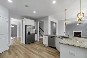 1681 Lake Wateree Dr, Florence, SC 29501 - Photo 15