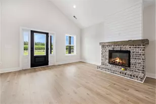 1124 Merritt Rd, Conway, SC 29526 - Photo 7