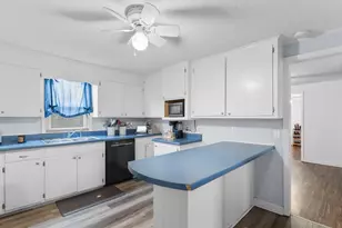 420 Old McCutcheon Rd, Coward, SC 29530 - Photo 5