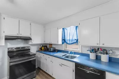 420 Old McCutcheon Rd, Coward, SC 29530 - Photo 9