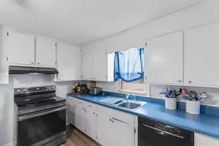 420 Old McCutcheon Rd, Coward, SC 29530 - Photo 9