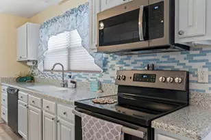 622 Persimmon Ln, North Myrtle Beach, SC 29582 - Photo 11