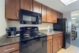 1105 S Ocean Blvd, Myrtle Beach, SC 29577 - Photo 9