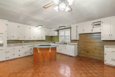426 N Park St., Mullins, SC 29574 - Photo 3