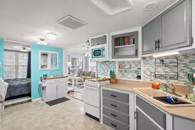 6001 - 5542 S Kings Hwy., Myrtle Beach, SC 29575 - Photo 17