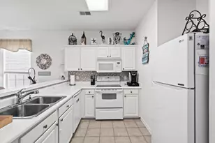 886 Great Egret Cir SW, Sunset Beach, NC 28468 - Photo 13