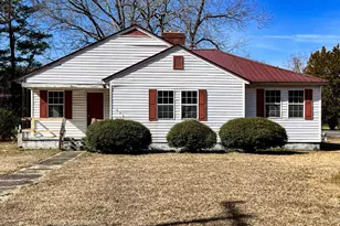 615 Palm St, Georgetown, SC 29440 - Photo 1