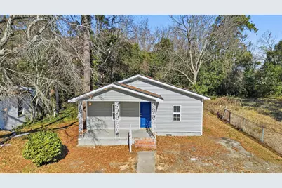 311 Barnes St, Mullins, SC 29574 - Photo 13