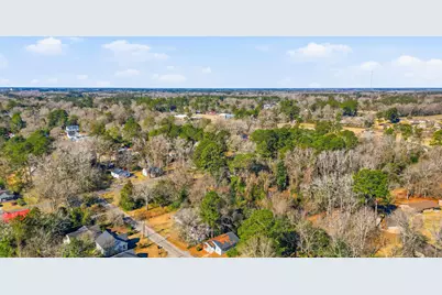 311 Barnes St, Mullins, SC 29574 - Photo 17