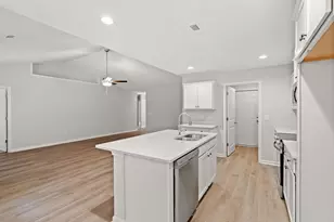 867 Owls Nest Dr, Conway, SC 29527 - Photo 3