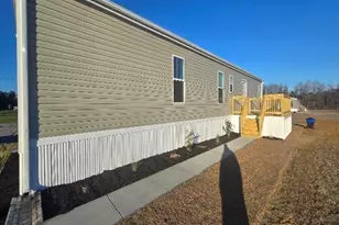 5235 Grainger Cir, Green Sea, SC 29545 - Photo 3