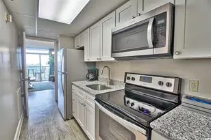 601 Retreat Beach Cir, Pawleys Island, SC 29585 - Photo 5