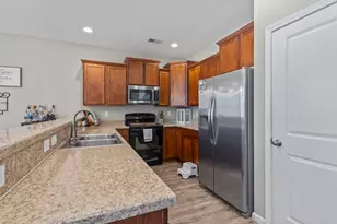 1004 Woodall Ct, Conway, SC 29526 - Photo 7