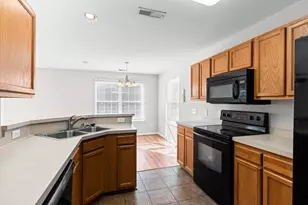 877 Silvercrest Dr, Myrtle Beach, SC 29579 - Photo 9