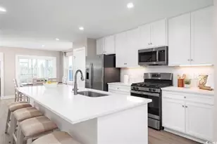 216 Bent Green Ct, Murrells Inlet, SC 29576 - Photo 5