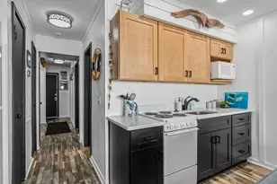 5905 S Kings Hwy, Myrtle Beach, SC 29575 - Photo 11