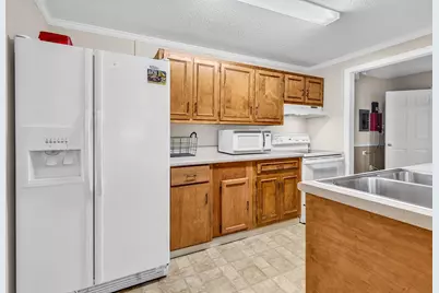 811 6th Ave. S, Surfside Beach, SC 29575 - Photo 9