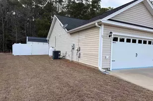 301 Macarthur Dr, Conway, SC 29527 - Photo 9