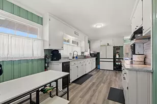 3813 W Marion St, Mullins, SC 29574 - Photo 3