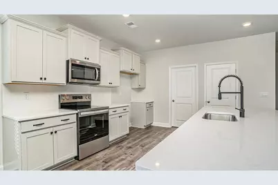 7027 Cinnamon Dr, Conway, SC 29526 - Photo 11