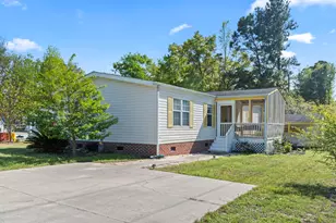 726 Oliver Dr, Garden City, SC 29576 - Photo 1